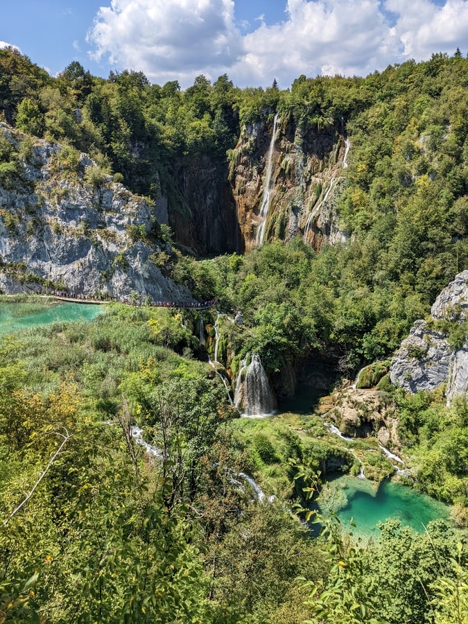 Chutes à Plitvice dans notre article Que voir et que faire en Croatie en 8 incontournables à visiter #Croatie #Europe #ActivitésCroatie #VisiterCroatie #Voyage
