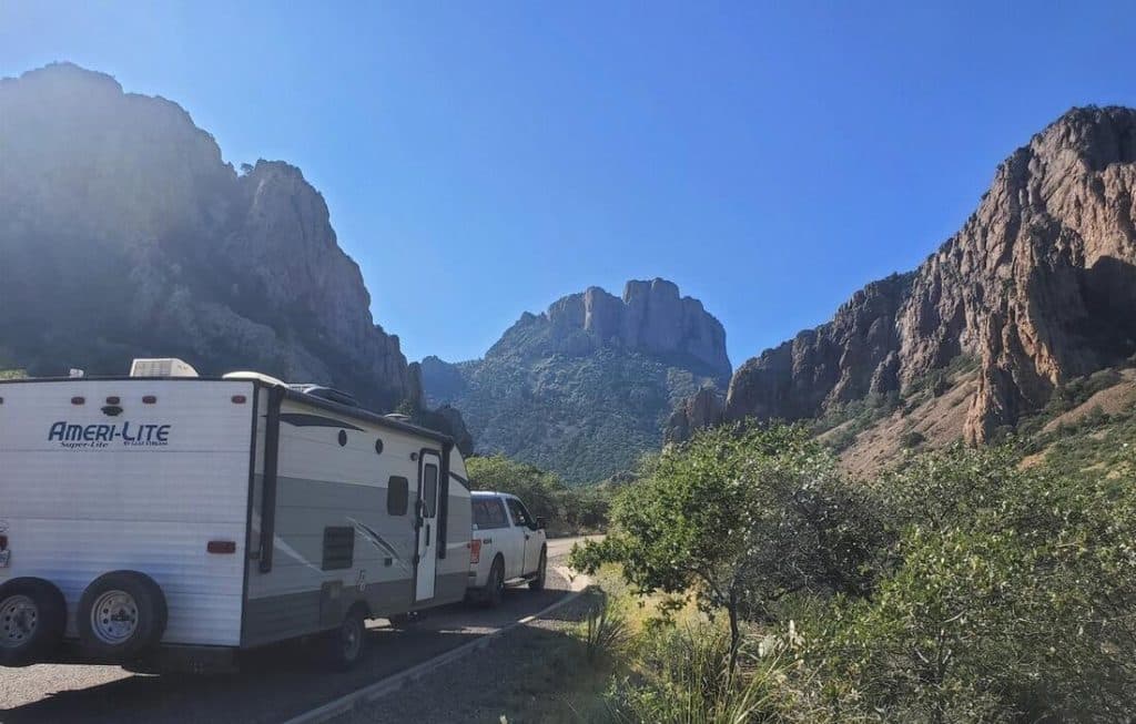 Roadtrip USA dans notre article Mes 10 parcs nationaux des USA préférés que j’ai visités lors de mon road trip #ParcsNationaux #USA #roadtrip #ÉtatsUnis #Randonnée