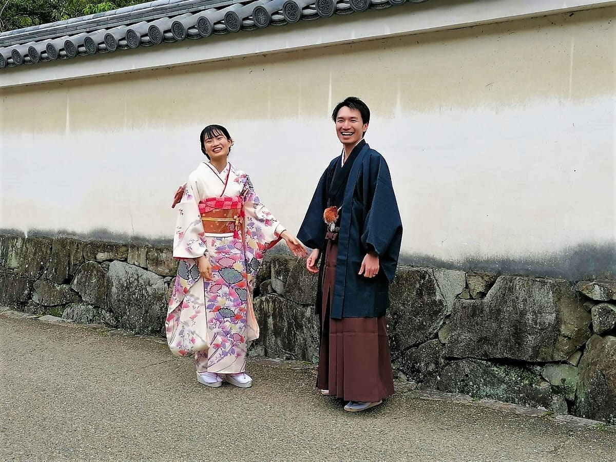 Japonais sympathiques dans notre article Visiter le Sud du Japon : itinéraire à travers 7 villes incontournables au sud de Kobe #SudJapon #Japon #Asie #Voyage #ItinéraireJapon 