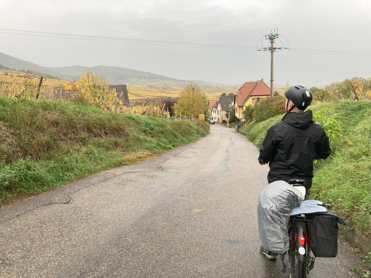 Village de Hunawihr en Alsace dans notre article Faire la route des vins d’Alsace à vélo électrique #Alsace # #VinsAlsace #RouteDesVinsAlsace #Velo #VeloElectrique #France