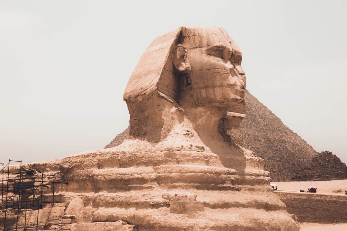 Sphinx en Égypte dans notre article Que faire en Égypte et que voir : visiter l’Égypte en 10 incontournables #Égypte #AfriqueDuNord #IncontournableEgypte #LeCaire 