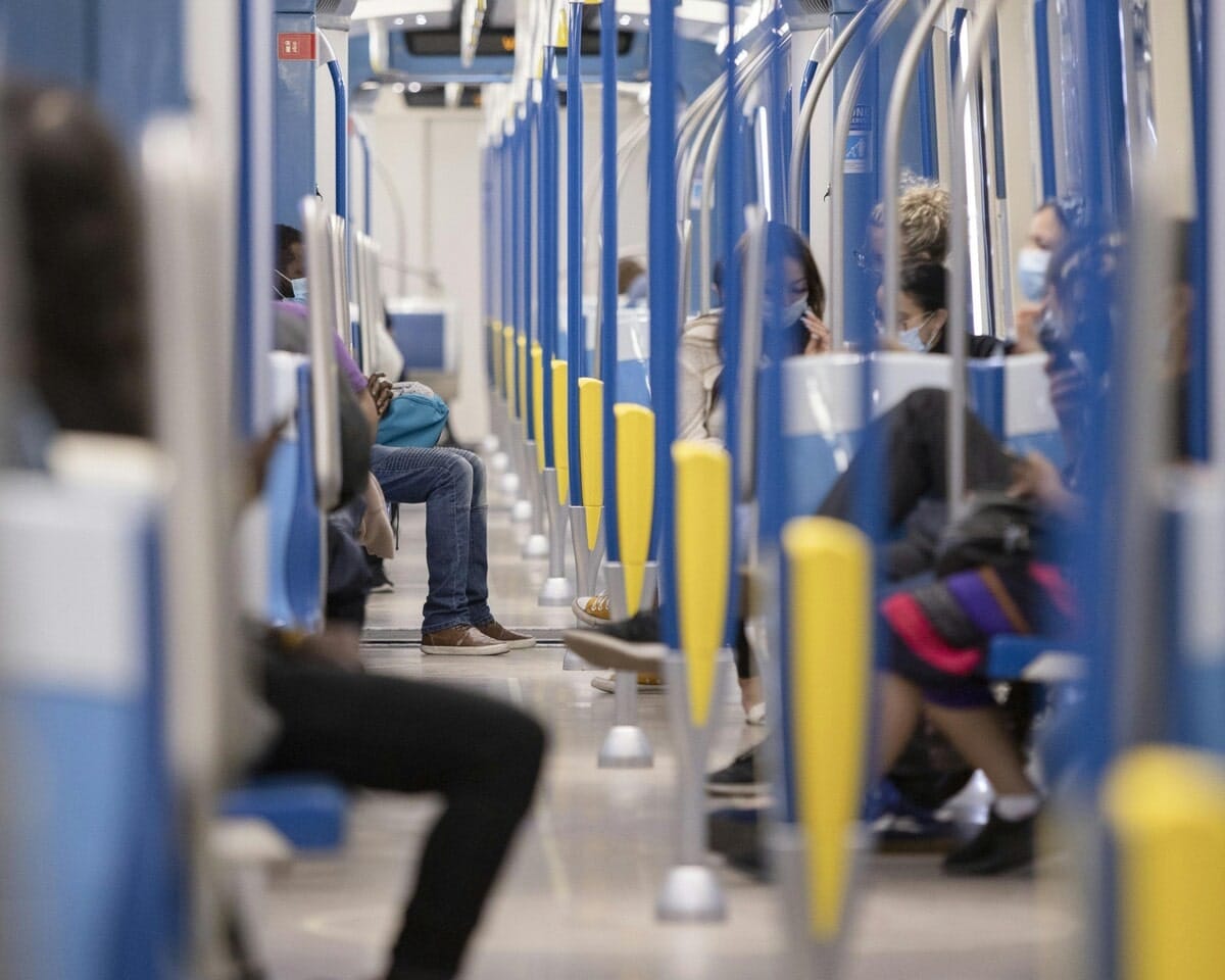 Intérieur du métro de Montréal dans notre article Montréal en un weekend : le guide parfait pour découvrir la ville en 48 heures #montreal #canada #quebec