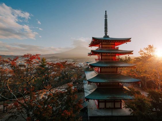 Mont Fuji au Japon dans notre Voyage organisé au Japon entre femmes : au coeur des traditions #japon #voyageentrefemmes #voyage #voyagedegroupe #voyageorganise